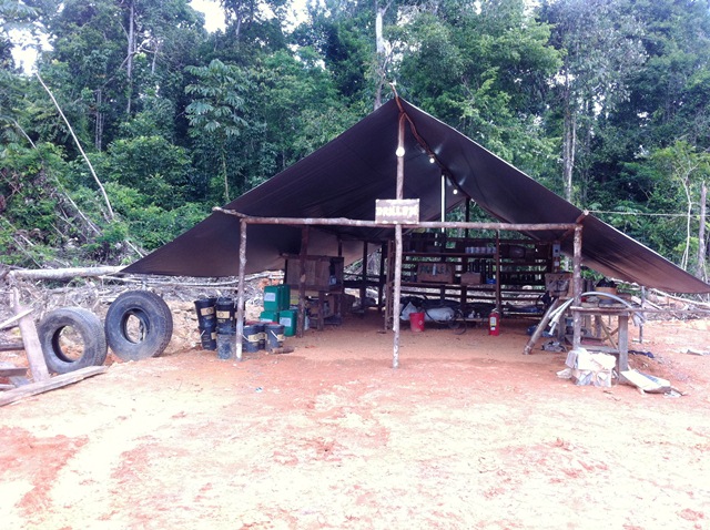 Description: D:\Gil Job Related Doc\Guyana\Guyana Photo Album\2012\Photos\04-30-12\web\2.jpg