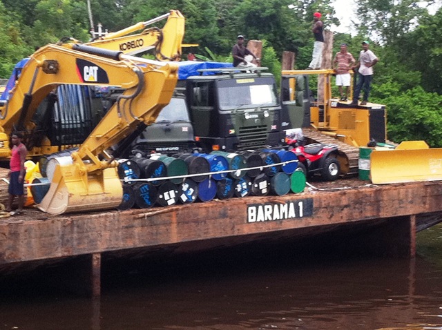 Description: D:\Gil Job Related Doc\Guyana\Guyana Photo Album\2011\11-24\Web\5.jpg