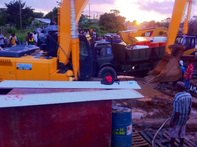 Description: D:\Gil Job Related Doc\Guyana\Guyana Photo Album\2011\11-24\Web\10.jpg