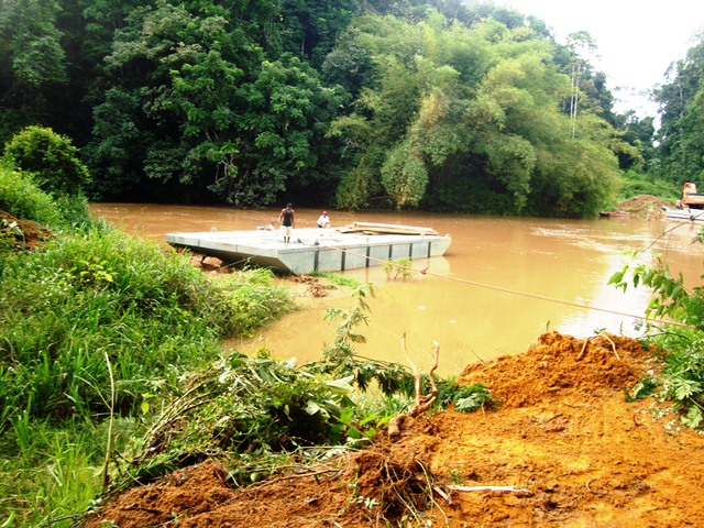 Description: D:\Gil Job Related Doc\Guyana\Guyana Photo Album\2011\11-28\Web\7.jpg