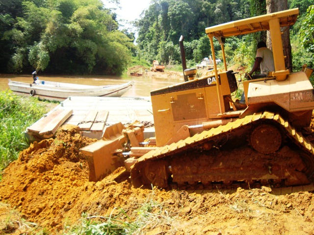 Description: D:\Gil Job Related Doc\Guyana\Guyana Photo Album\2011\11-28\Web\9.jpg