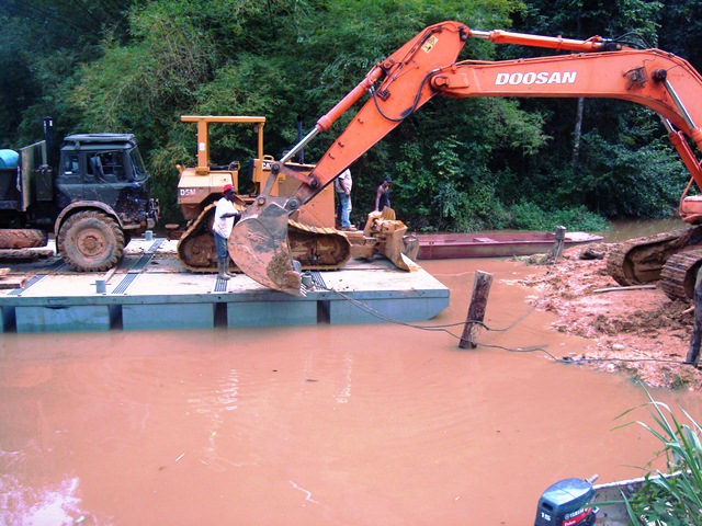 Description: D:\Gil Job Related Doc\Guyana\Guyana Photo Album\2011\11-28\Web\18.jpg