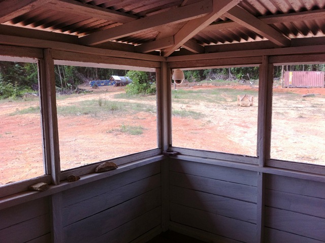 Description: D:\Gil Job Related Doc\Guyana\Guyana Photo Album\2011\11-03\Gest Hous\4.jpg