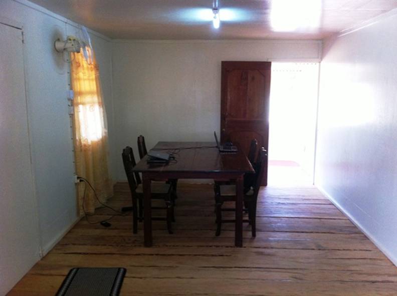 Description: D:\Gil Job Related Doc\Guyana\Guyana Photo Album\2011\11-03\Gest Hous\19.jpg