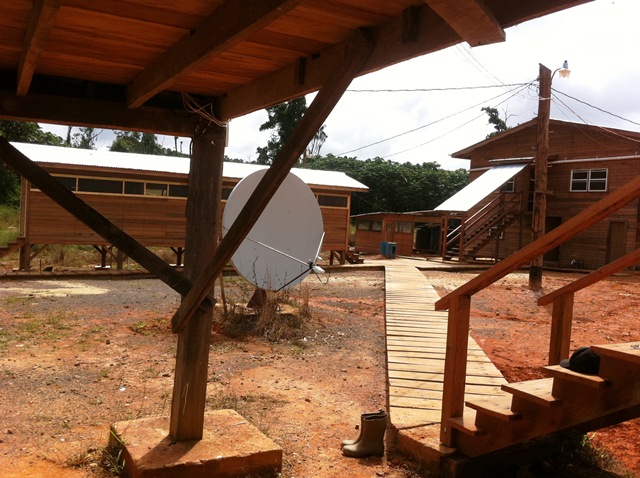 Description: D:\Gil Job Related Doc\Guyana\Guyana Photo Album\2011\11-03\Web2Cameras\20.jpg