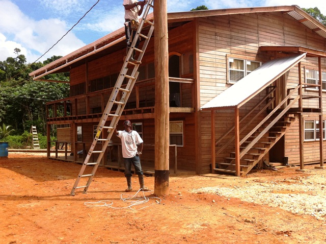 Description: D:\Gil Job Related Doc\Guyana\Guyana Photo Album\2011\11-03\Web2Cameras\4.jpg