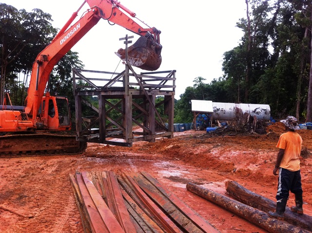 Description: D:\Gil Job Related Doc\Guyana\Guyana Photo Album\2011\11-04\Web\7.jpg