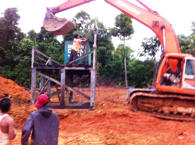 Description: D:\Gil Job Related Doc\Guyana\Guyana Photo Album\2011\11-04\Web\25.jpg